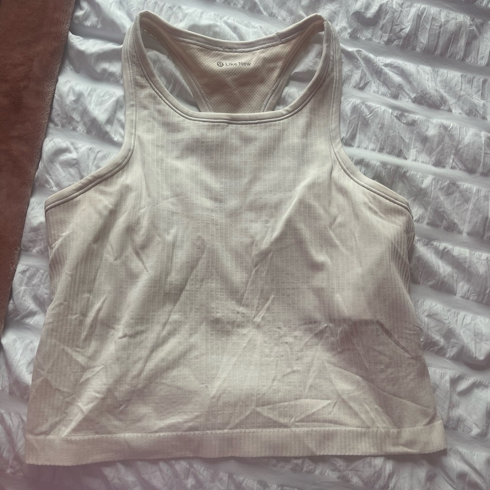 Lululemon Ebb to Street Cropped Tank